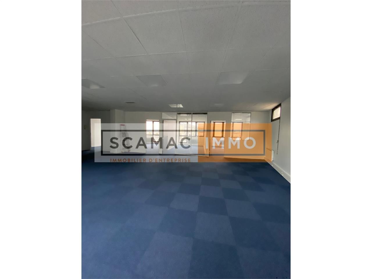 Location Bureaux 168 m² non divisibles