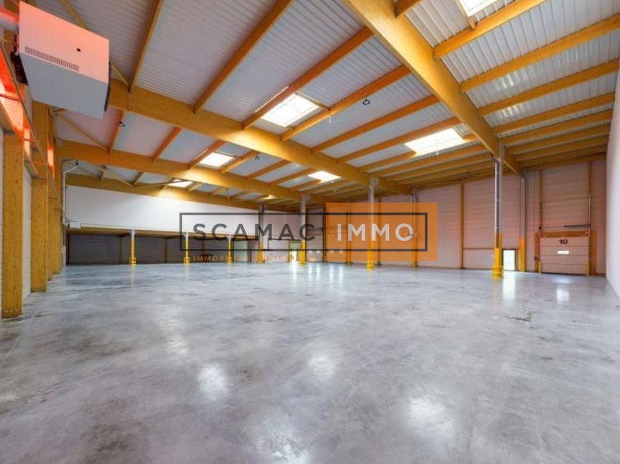Local d'activités de 3287m²