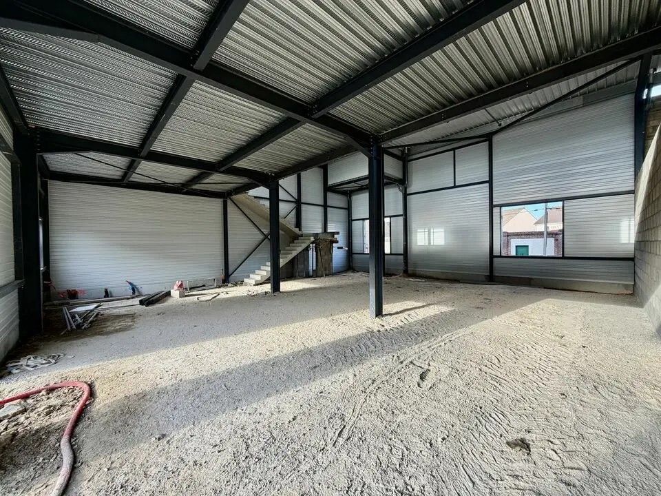 Local d'activités de 260m²