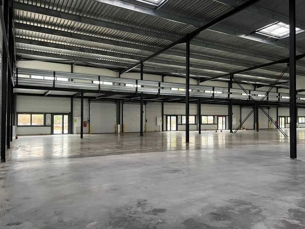 Location Local d'activités 708 m² non divisibles