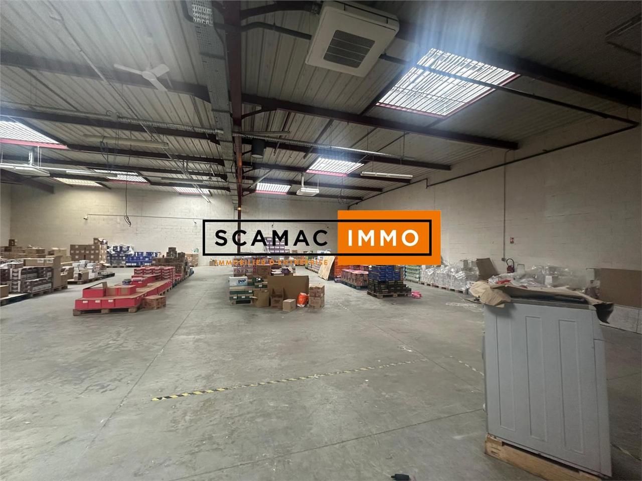 Location Local d'activités 674 m² non divisibles