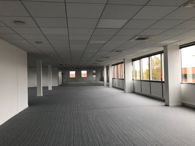 Location Local d'activités 372 m² non divisibles