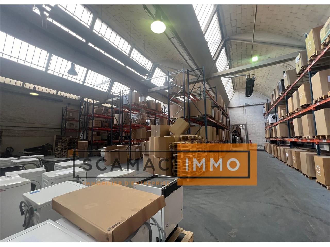 Location Local d'activités 2250 m² non divisibles