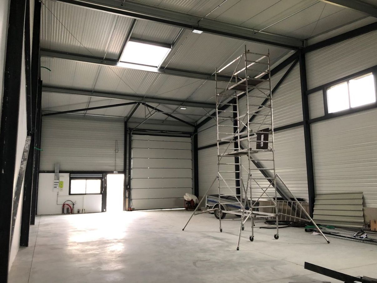 Location Entrepôt 147 m² non divisibles