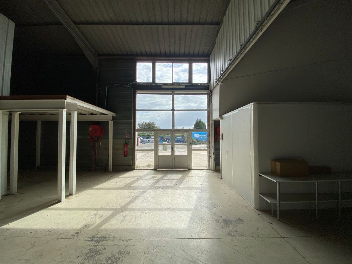 Entrepôt de 1248m²