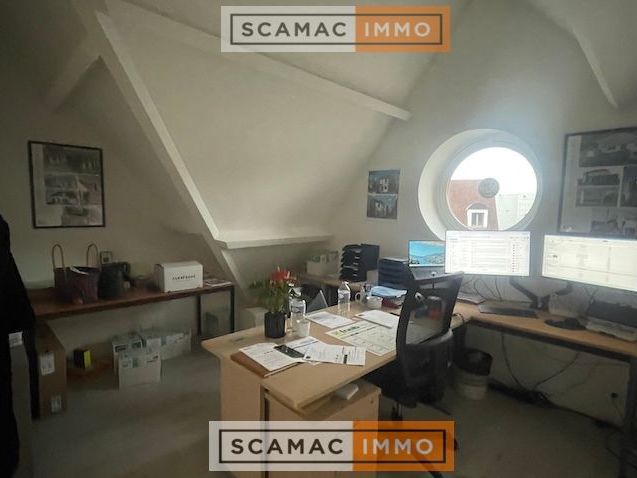 Local d'activités de 207m²