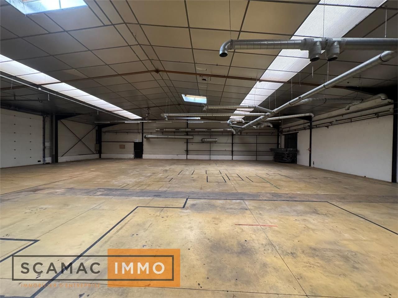 Entrepôt de 3566m²