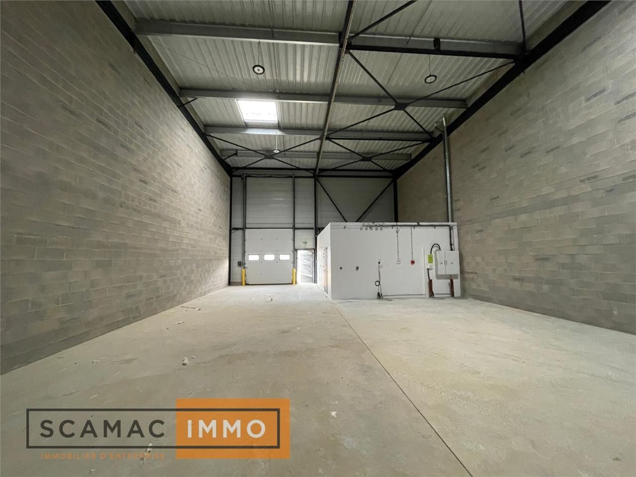 Local d'activités de 1320m²