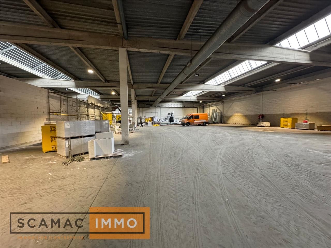 Location Local d'activités 3245 m² non divisibles