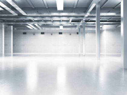 Location Entrepôt 7538 m² non divisibles