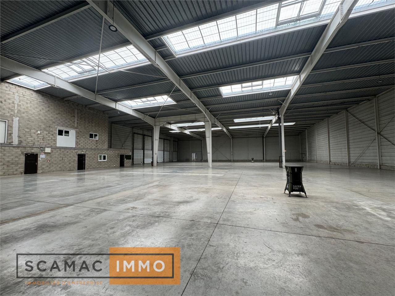 Location Local d'activités 4542 m² non divisibles