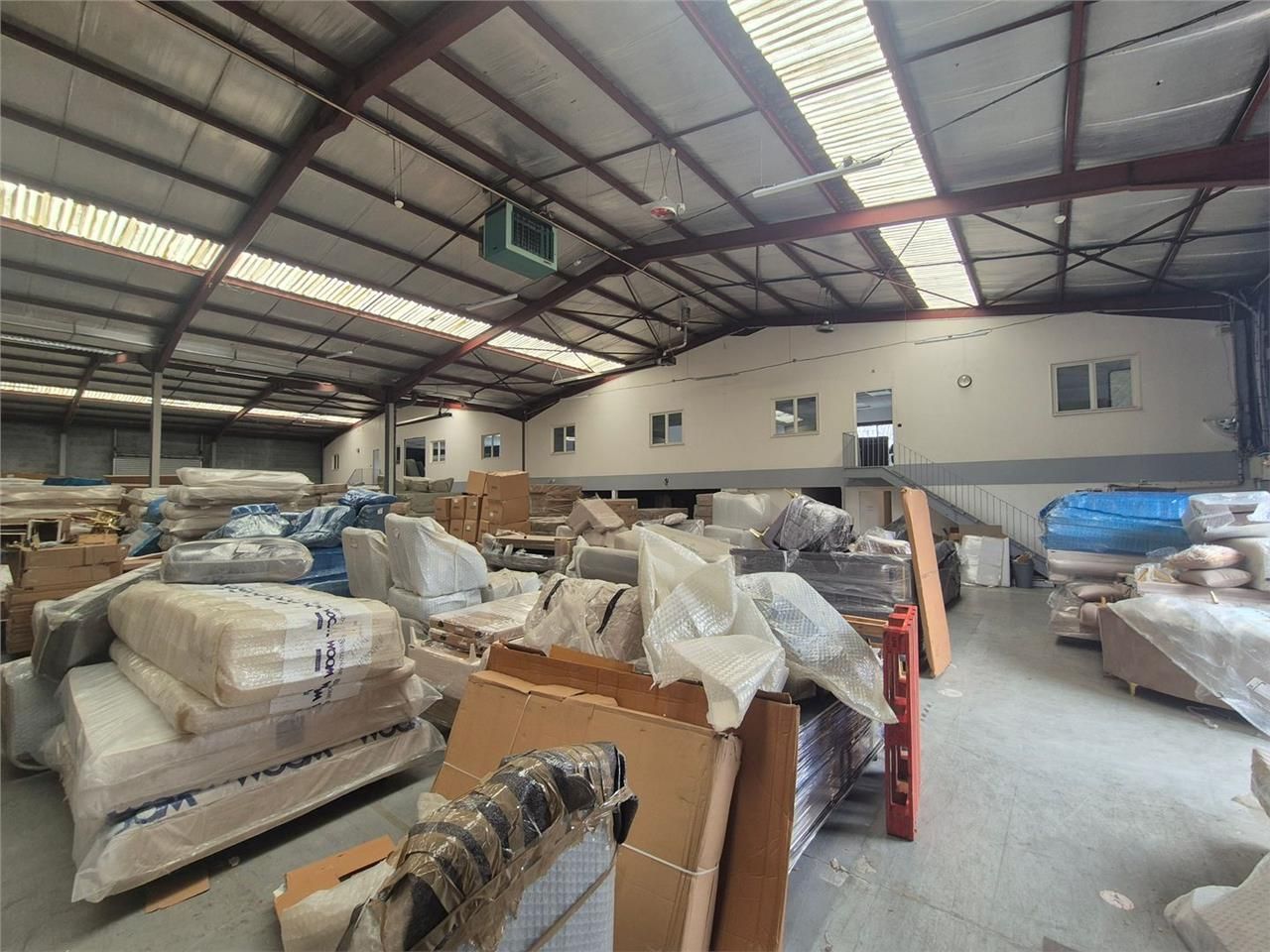 Location Local d'activités 611 m² non divisibles