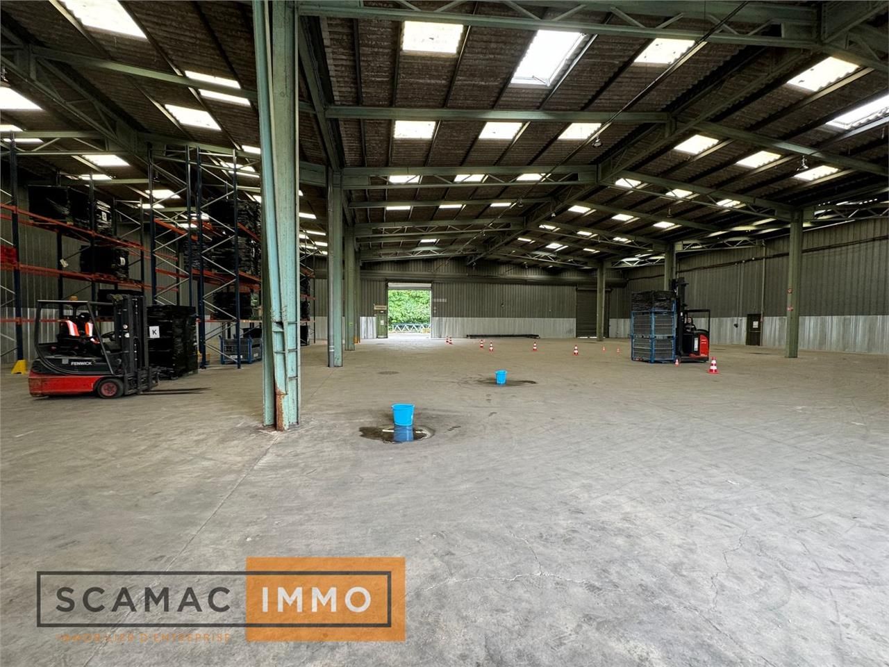 Entrepôt de 1440m²