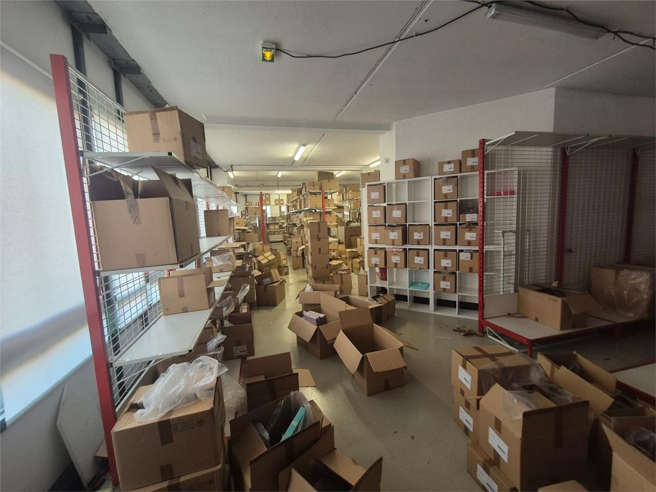 Local d'activités de 325m²