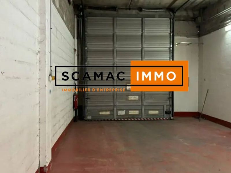 Location Entrepôt 702 m² non divisibles