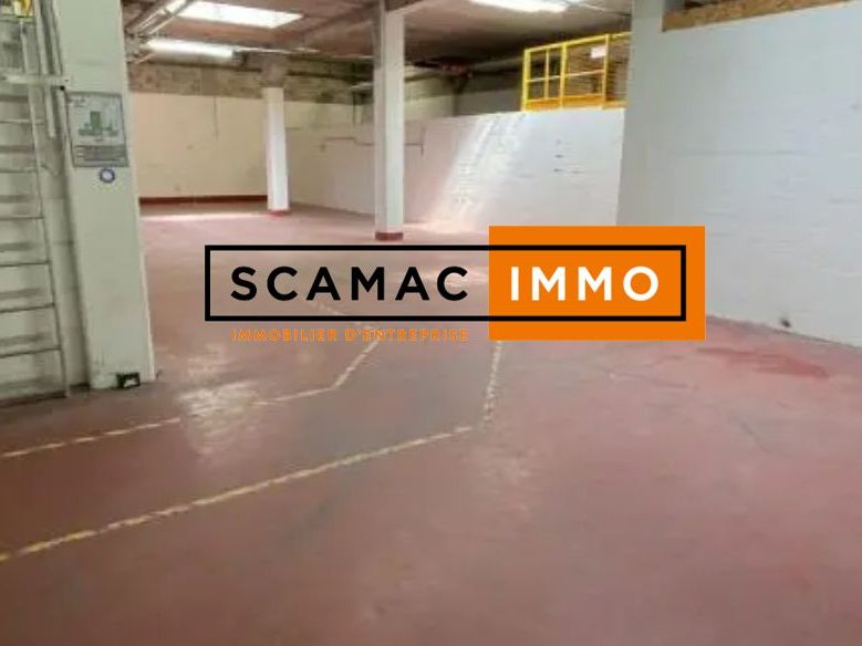 Entrepôt de 702m²