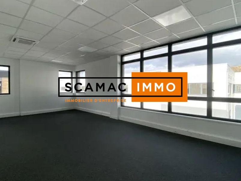 Location Entrepôt 275 m² non divisibles