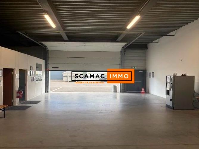 Entrepôt de 275m²