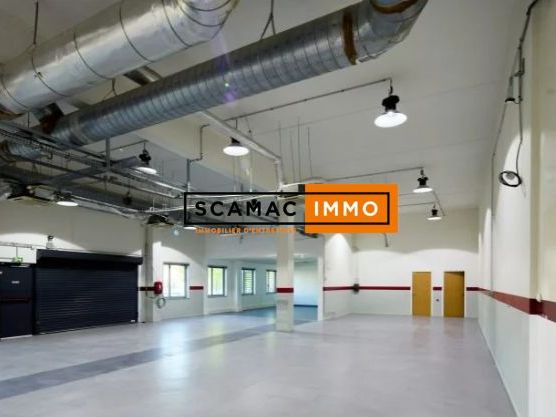 Entrepôt de 1819m²