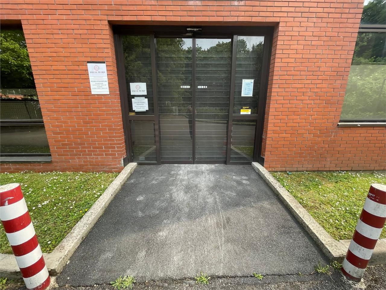 Local d'activités de 245m²