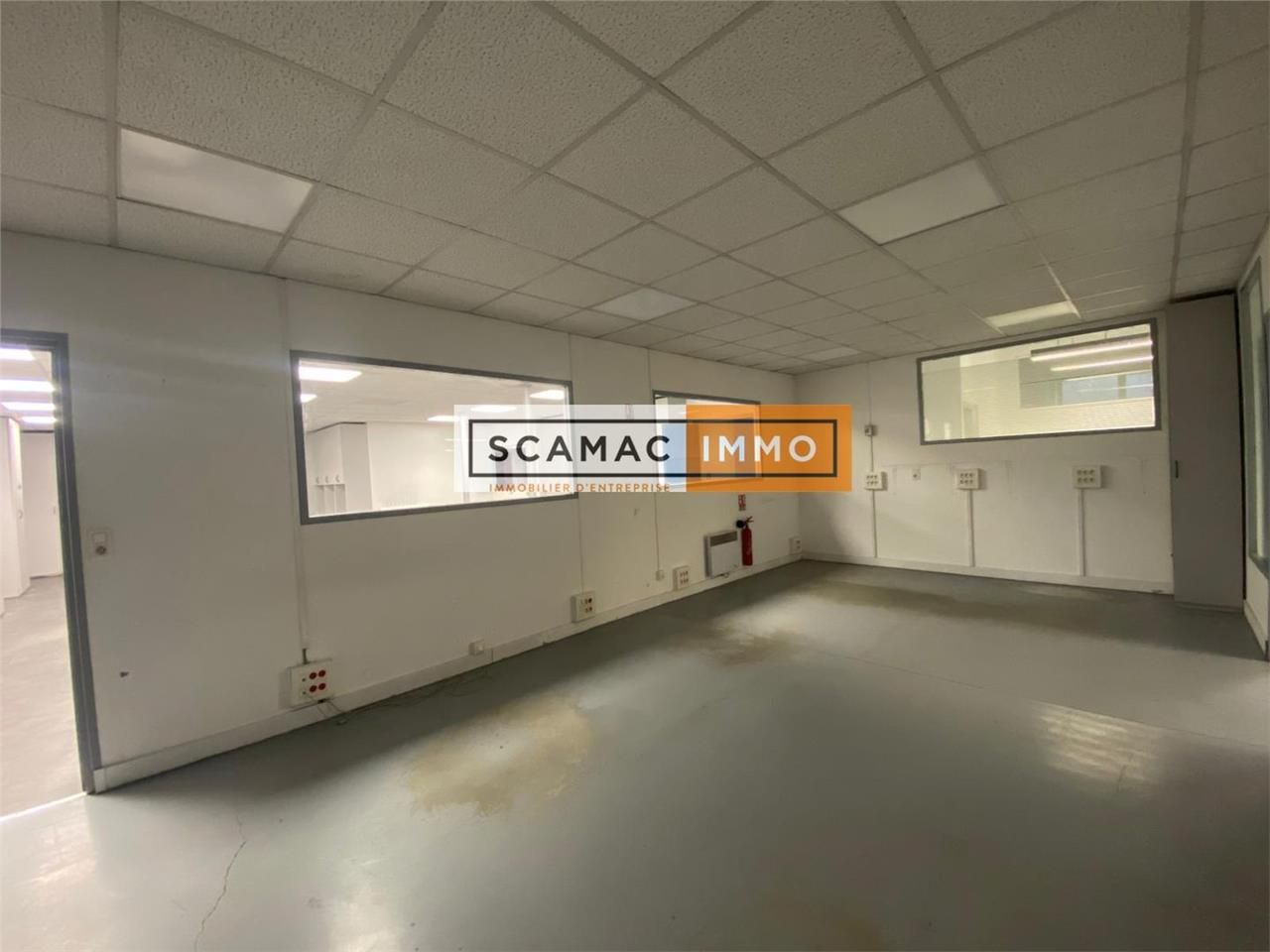 Local d'activités de 591m²