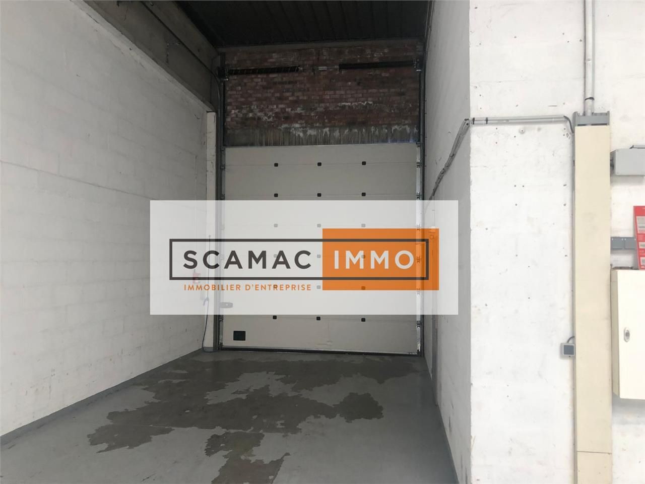 Location Entrepôt 336 m² non divisibles