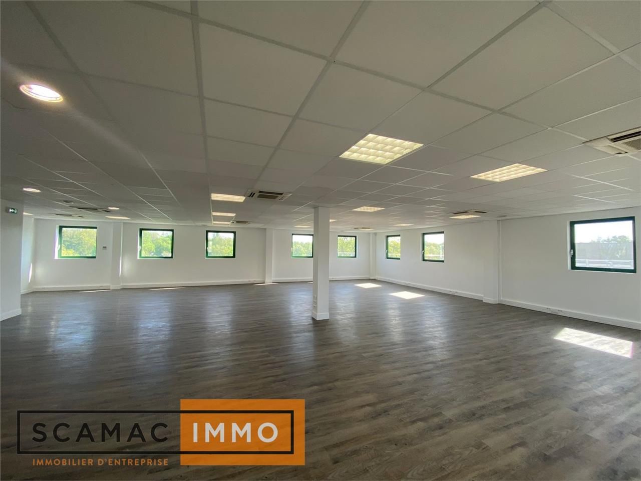 Vente Bureaux 1334 m² non divisibles