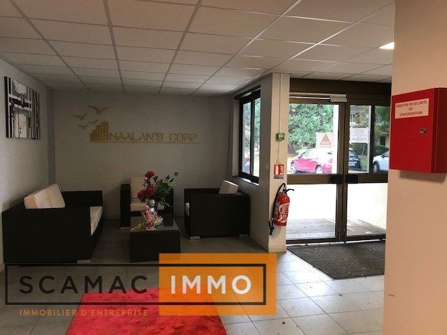 Bureau de 390m²