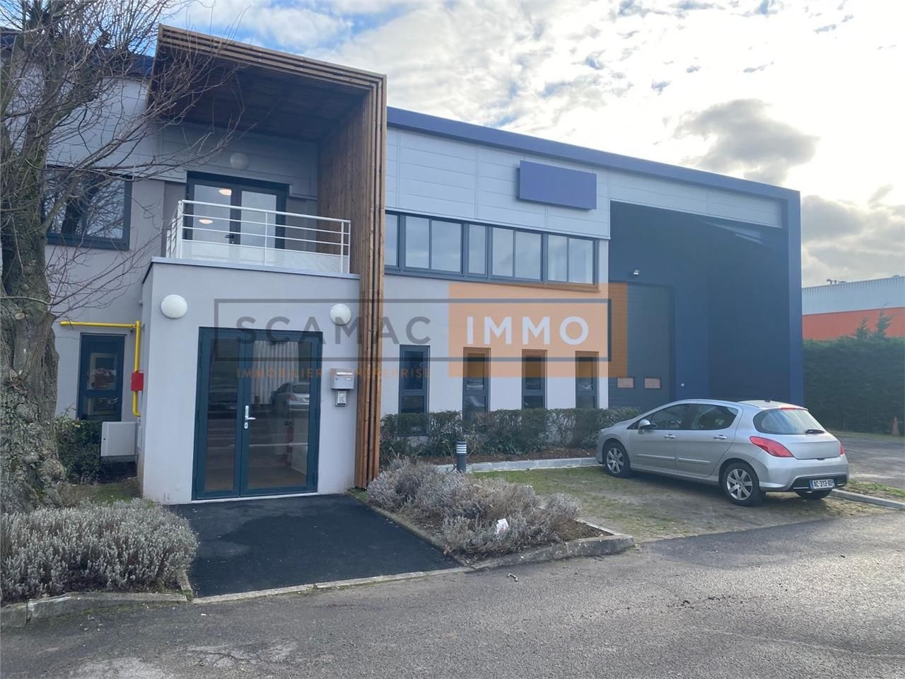 Location Entrepôt 410 m² non divisibles