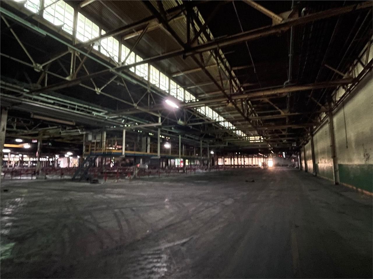 Location Local d'activités 27100 m² non divisibles