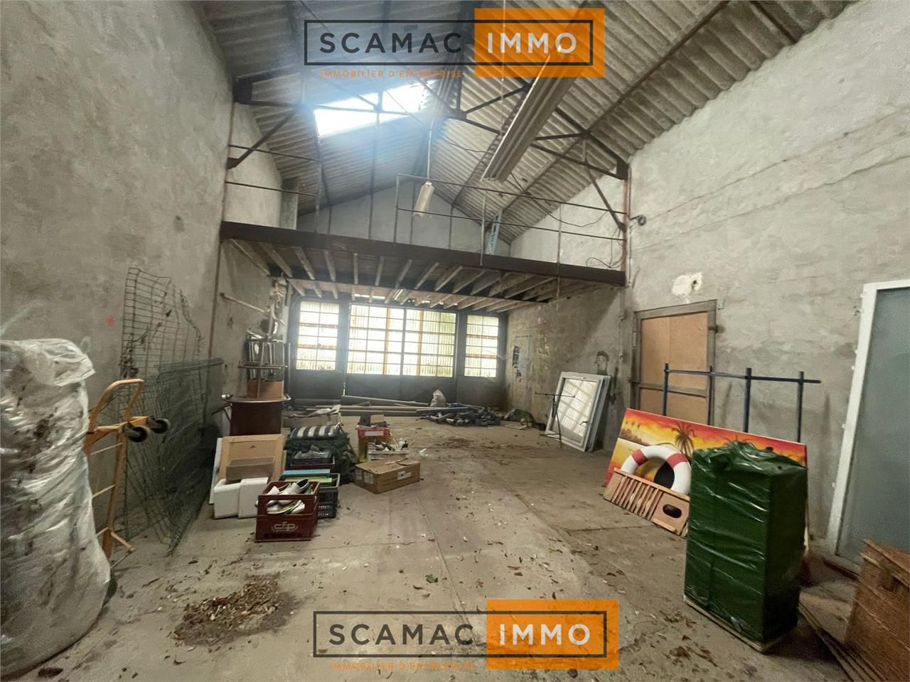 Location Local d'activités 800 m² non divisibles