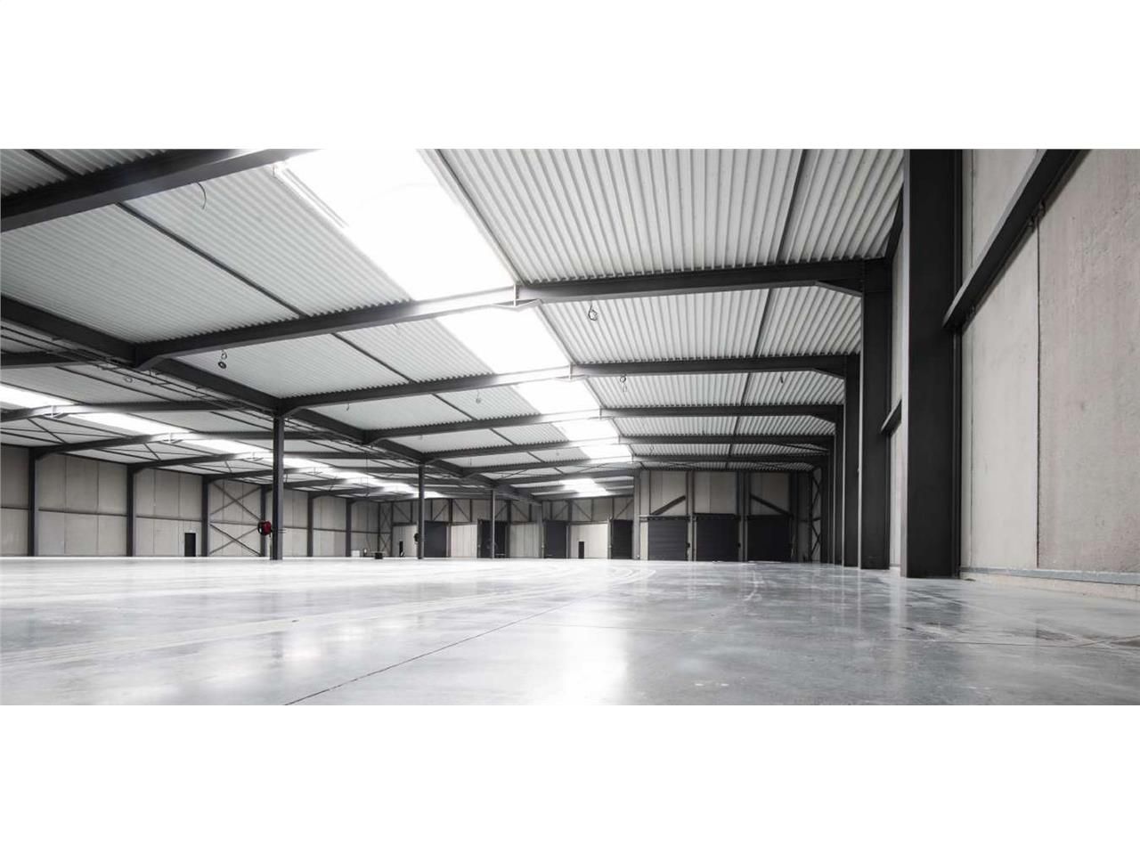 Location Entrepôt 1082 m² non divisibles