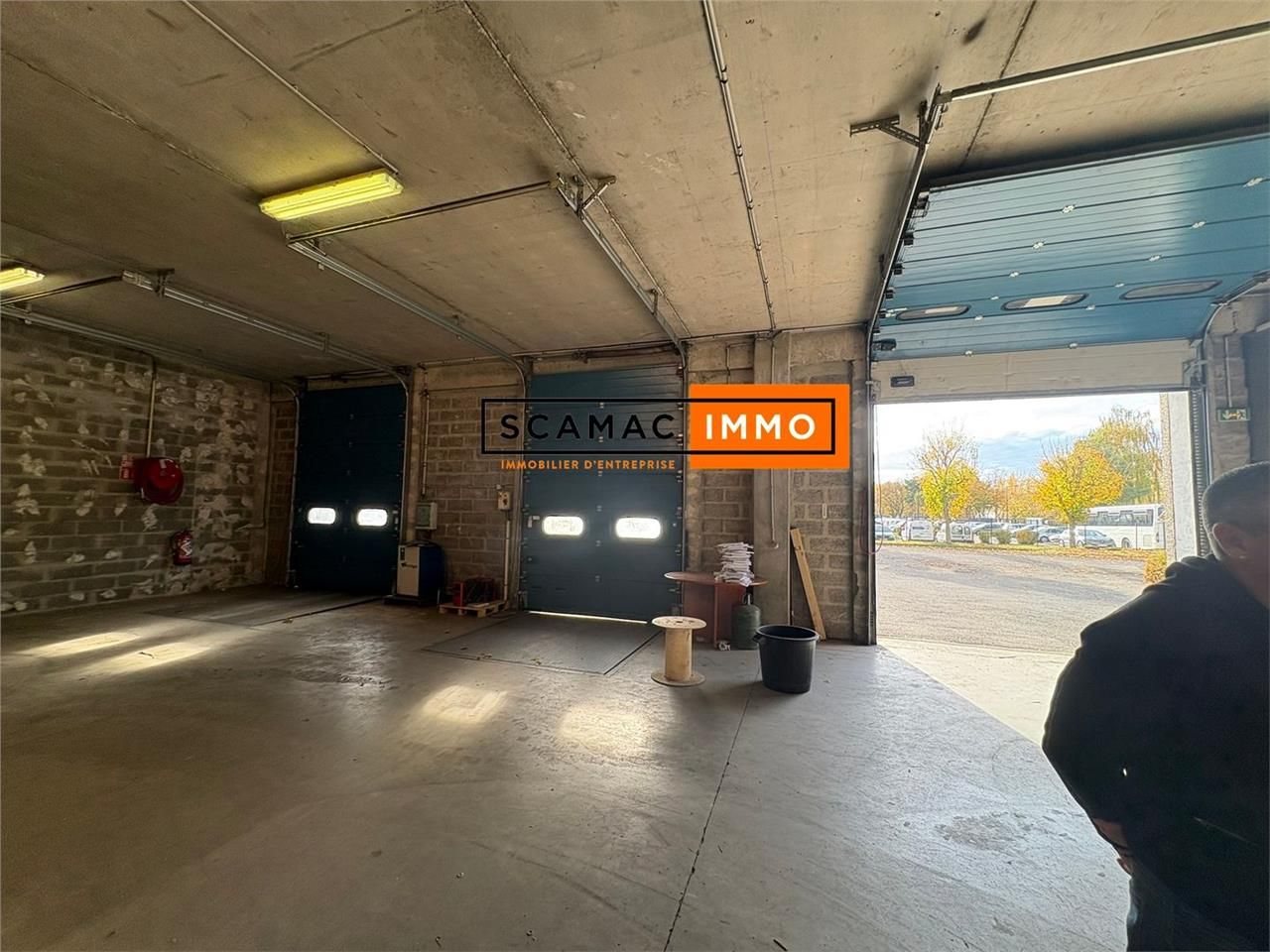 Local d'activités de 1139m²