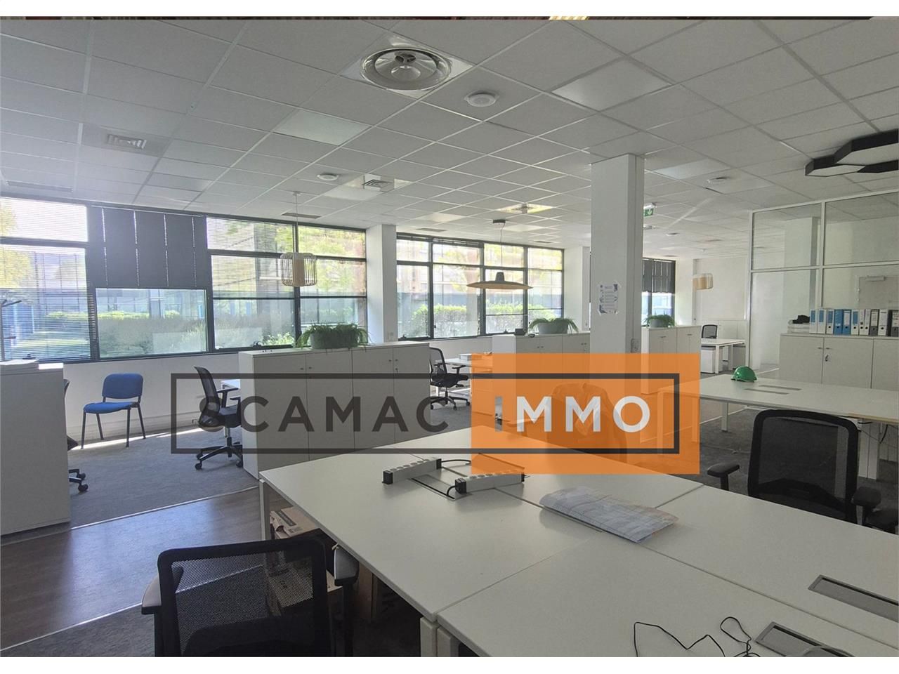 Location Bureaux 214 m² non divisibles