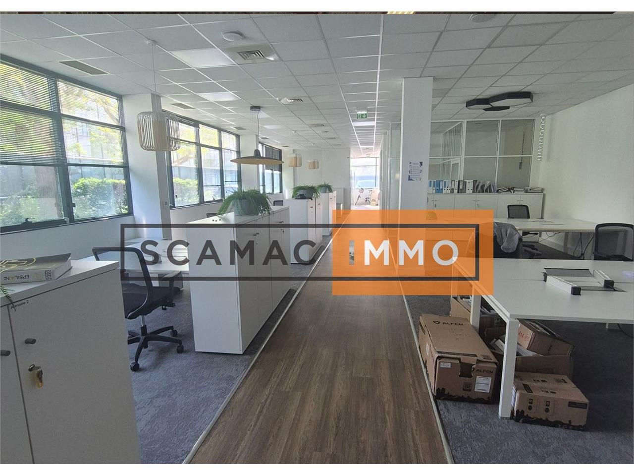 Bureau de 214m²