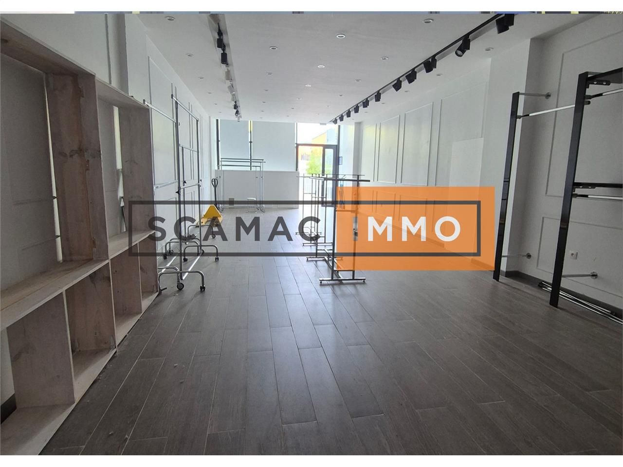 Local commercial de 300m²