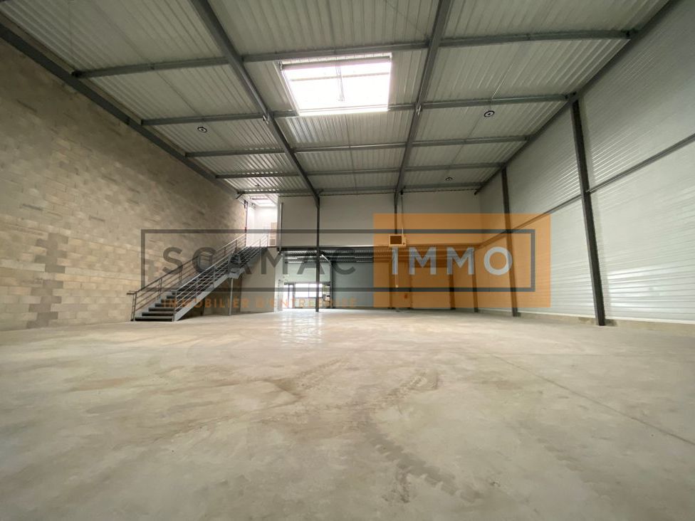Location Local d'activités 734 m² non divisibles