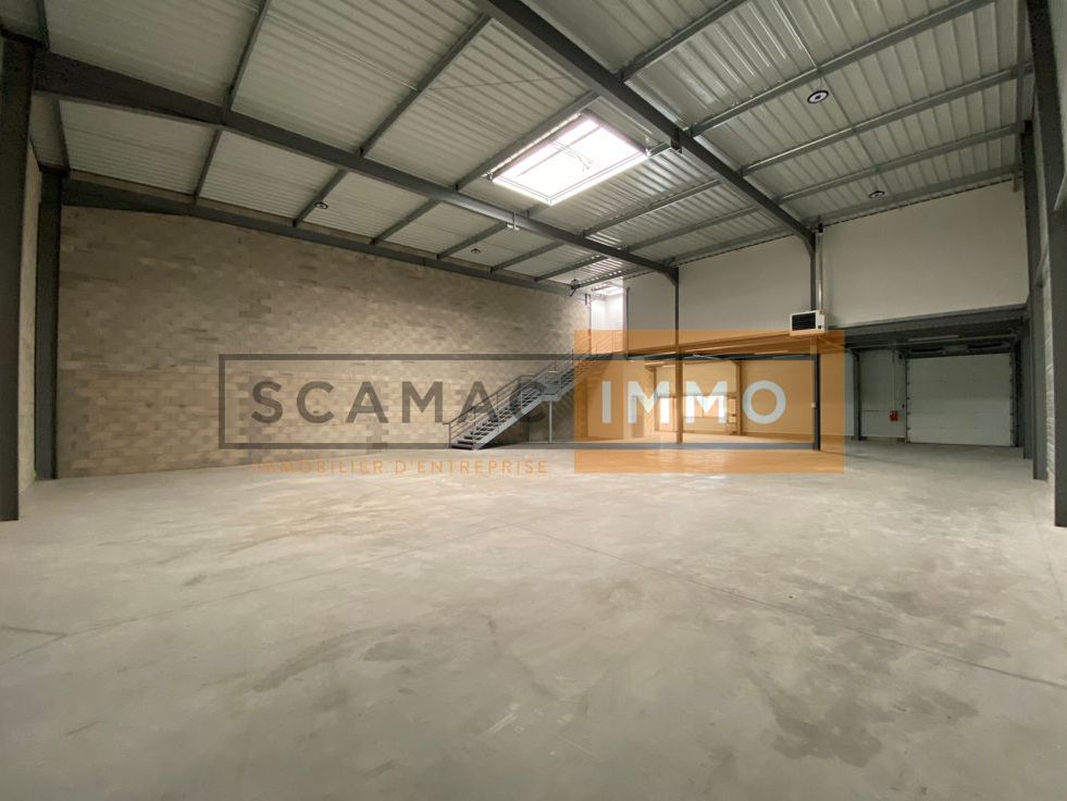 Local d'activités de 734m²
