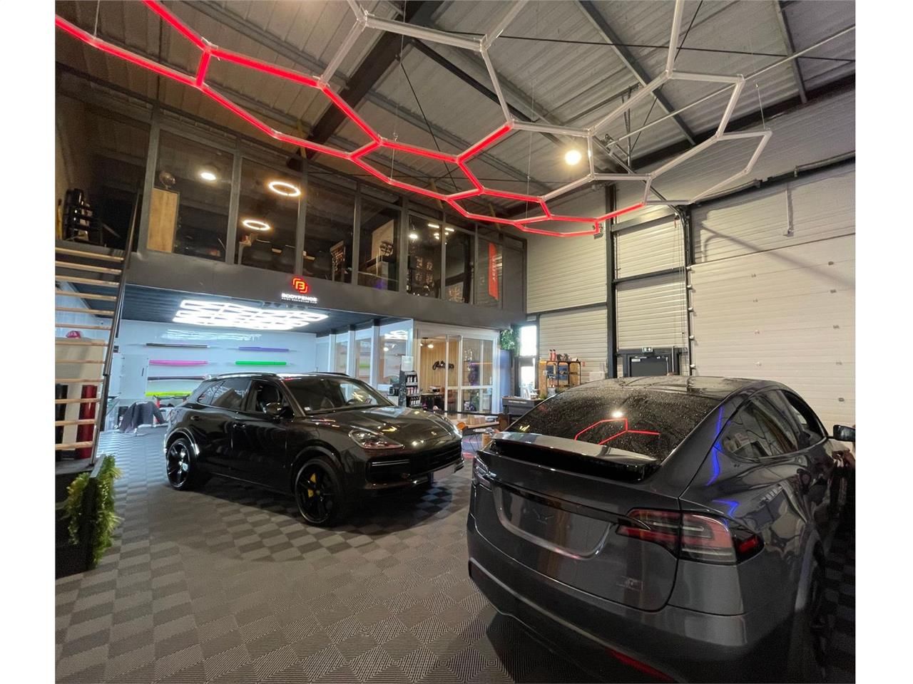 Location Local d'activités 164 m² non divisibles