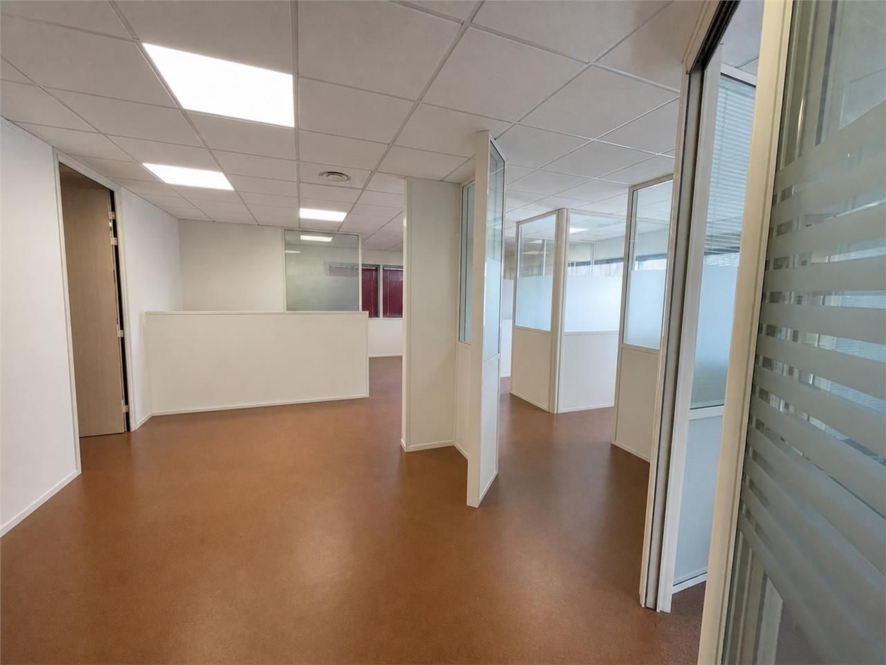 Vente Bureaux 181 m² non divisibles