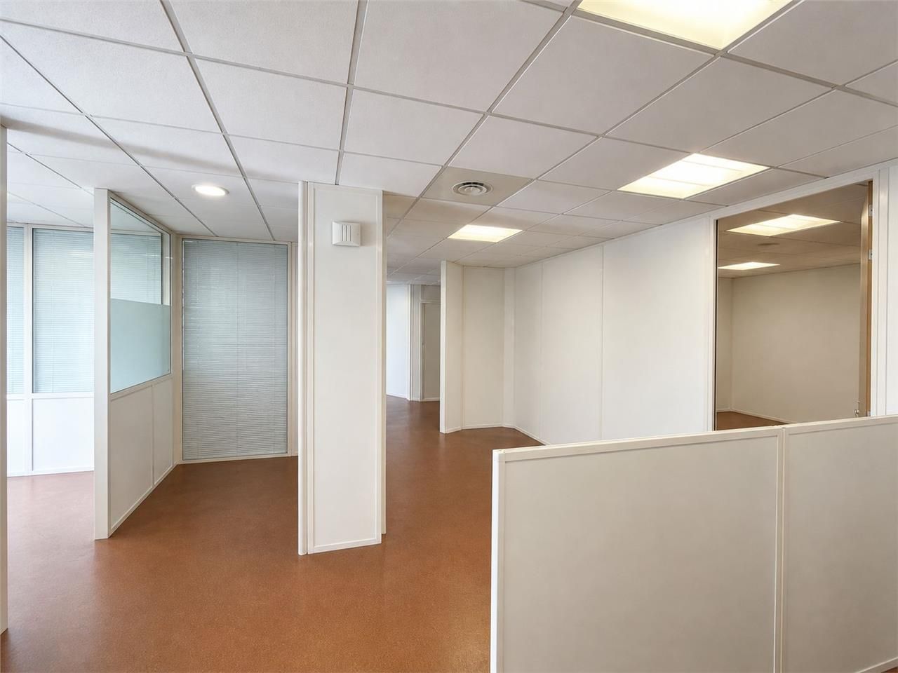 Bureau de 181m²