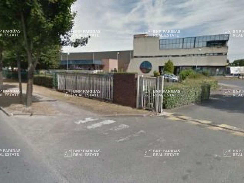 Location Entrepôts classe C 29216 m² non divisibles 77400 Saint-thibault-des-vignes
