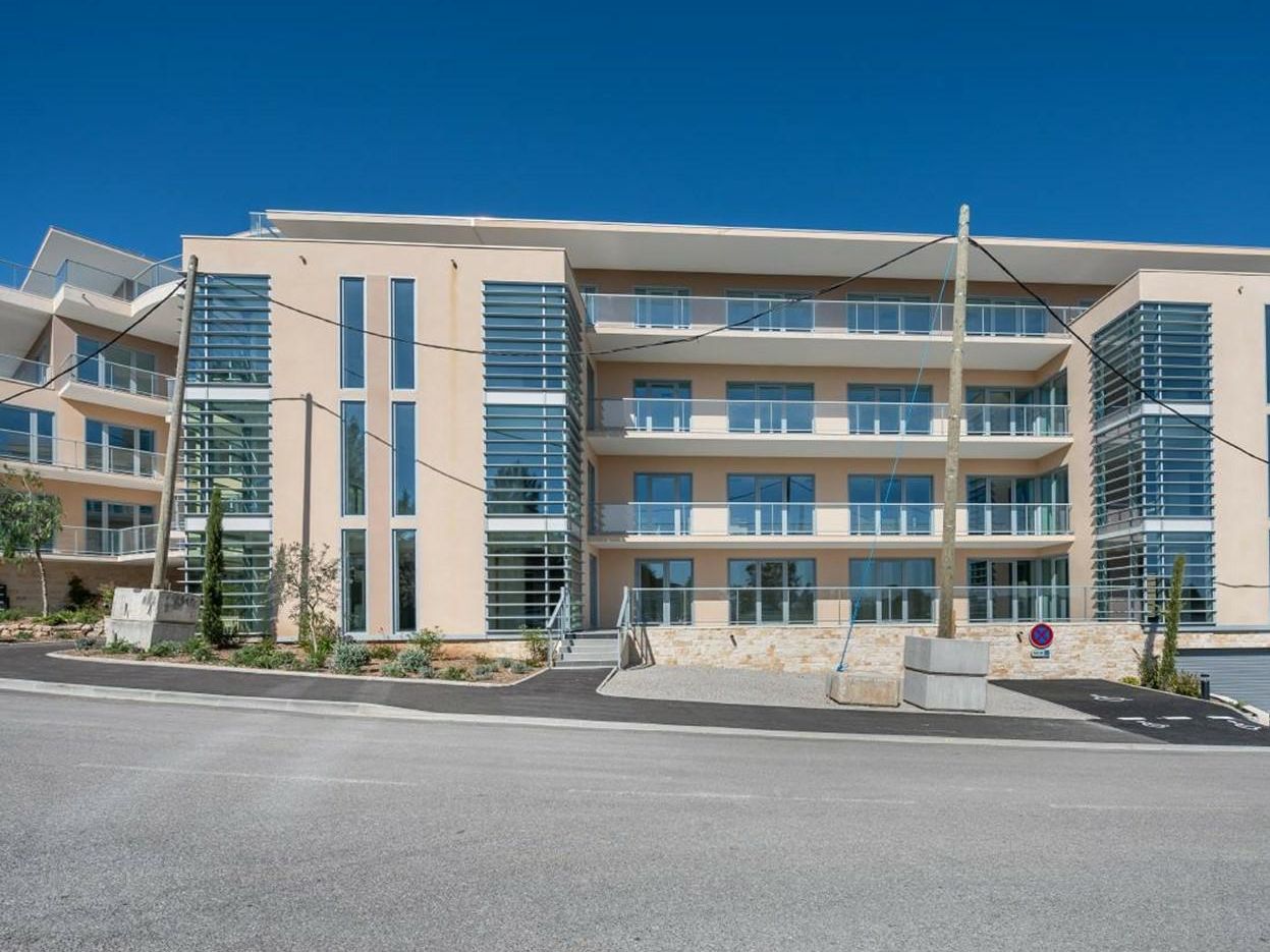 2094 m² pour ce bureaux en location à Sophia antipolis