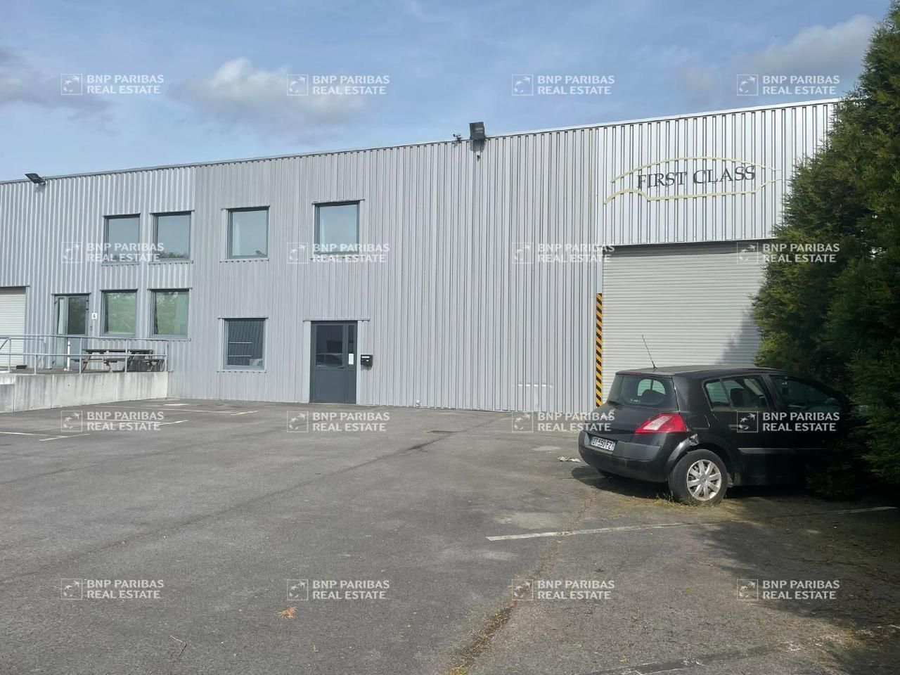 387 m² pour ce activité en location à Roncq