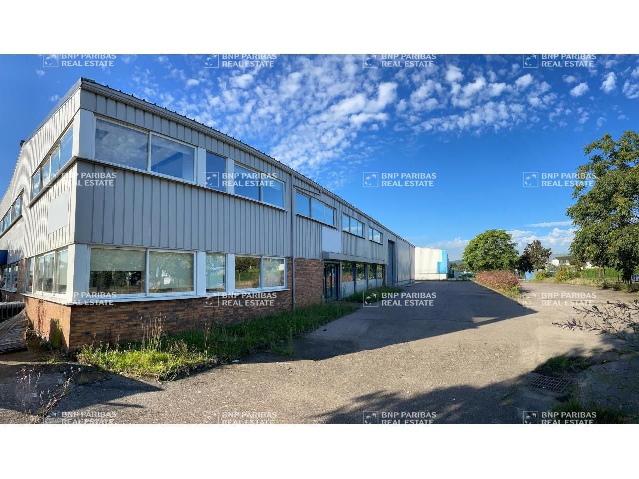 1035 m² pour ce activité en location à Le petit-quevilly