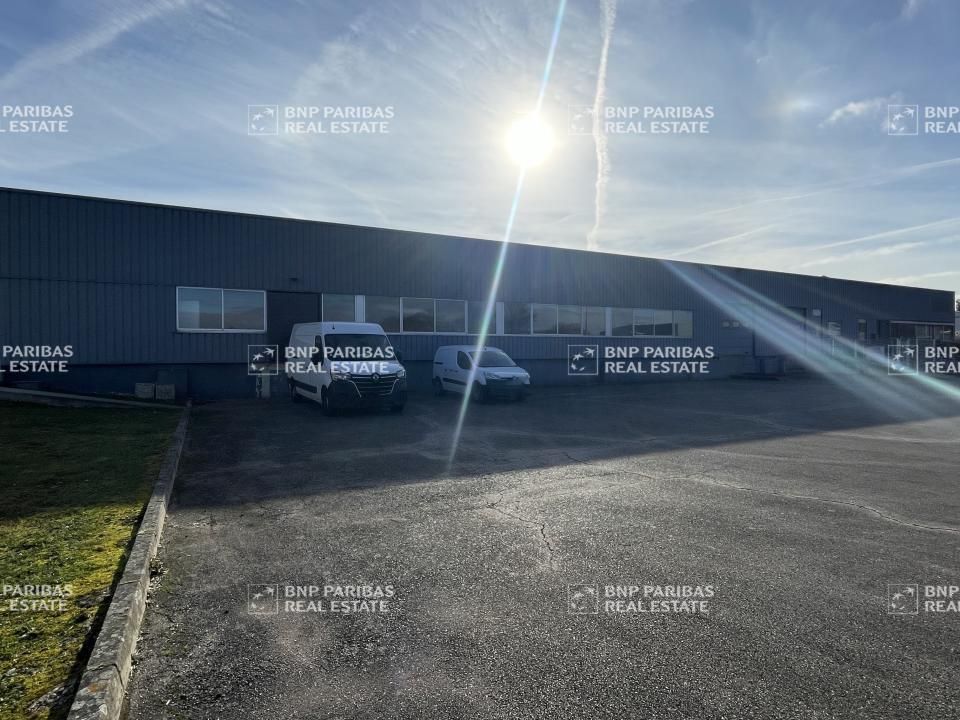 Location Activité 2320 m² divisibles 88000 Épinal