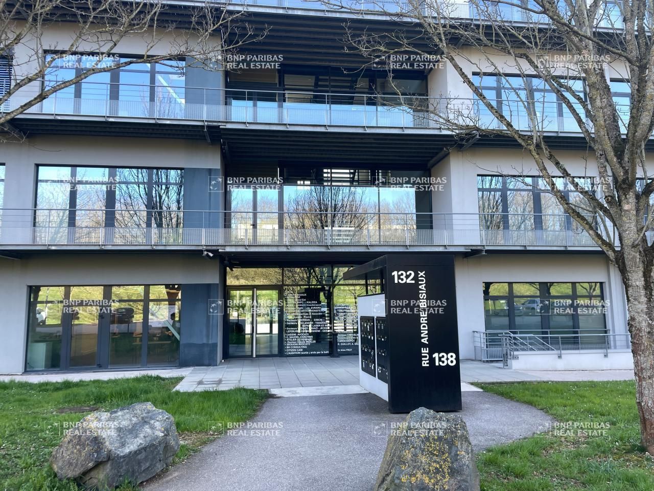 Location Bureaux 82 m² non divisibles 54320 Maxéville