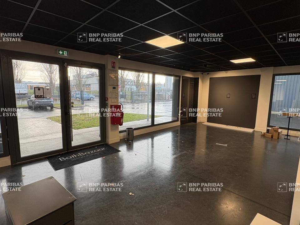 907.9 m² pour ce bureaux en location à Tours