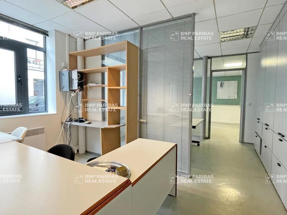 84 m² pour ce bureaux en vente à Paris