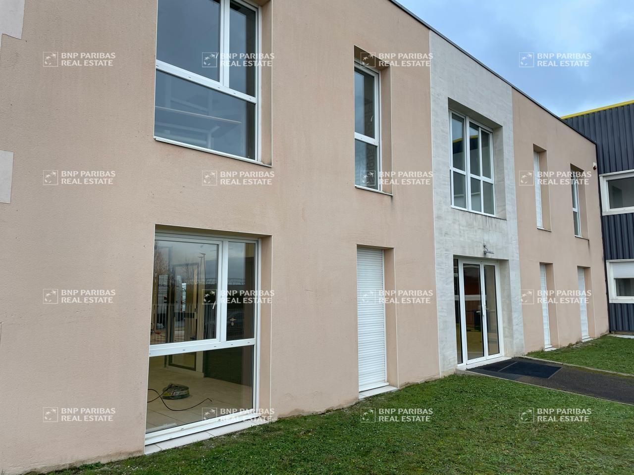 Location Bureaux 215 m² non divisibles 21121 Fontaine-lès-dijon